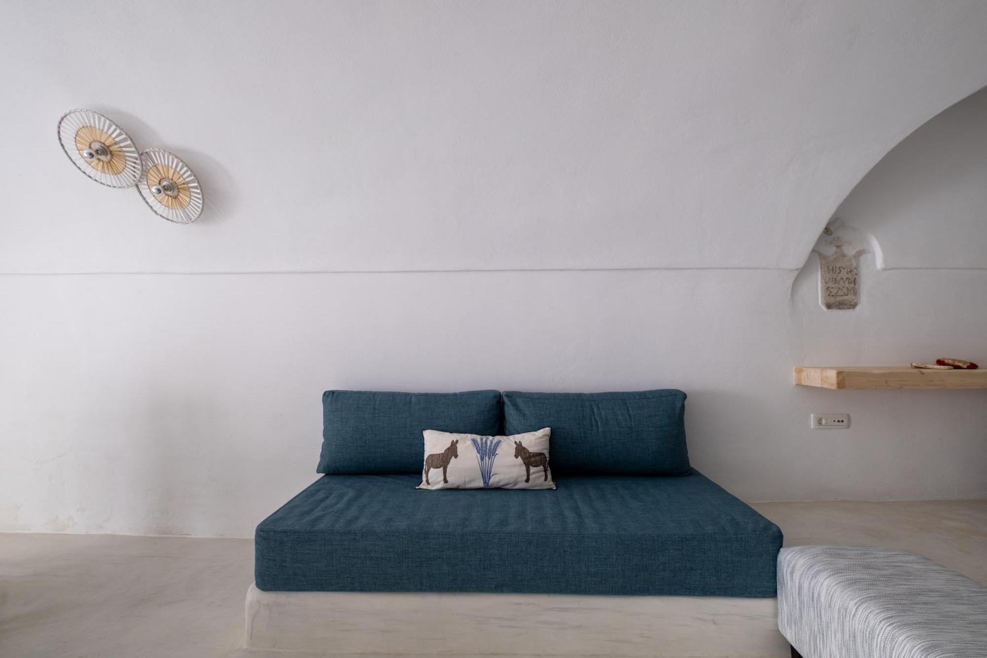 Art Canava Luxury Villas Фира Екстериор снимка