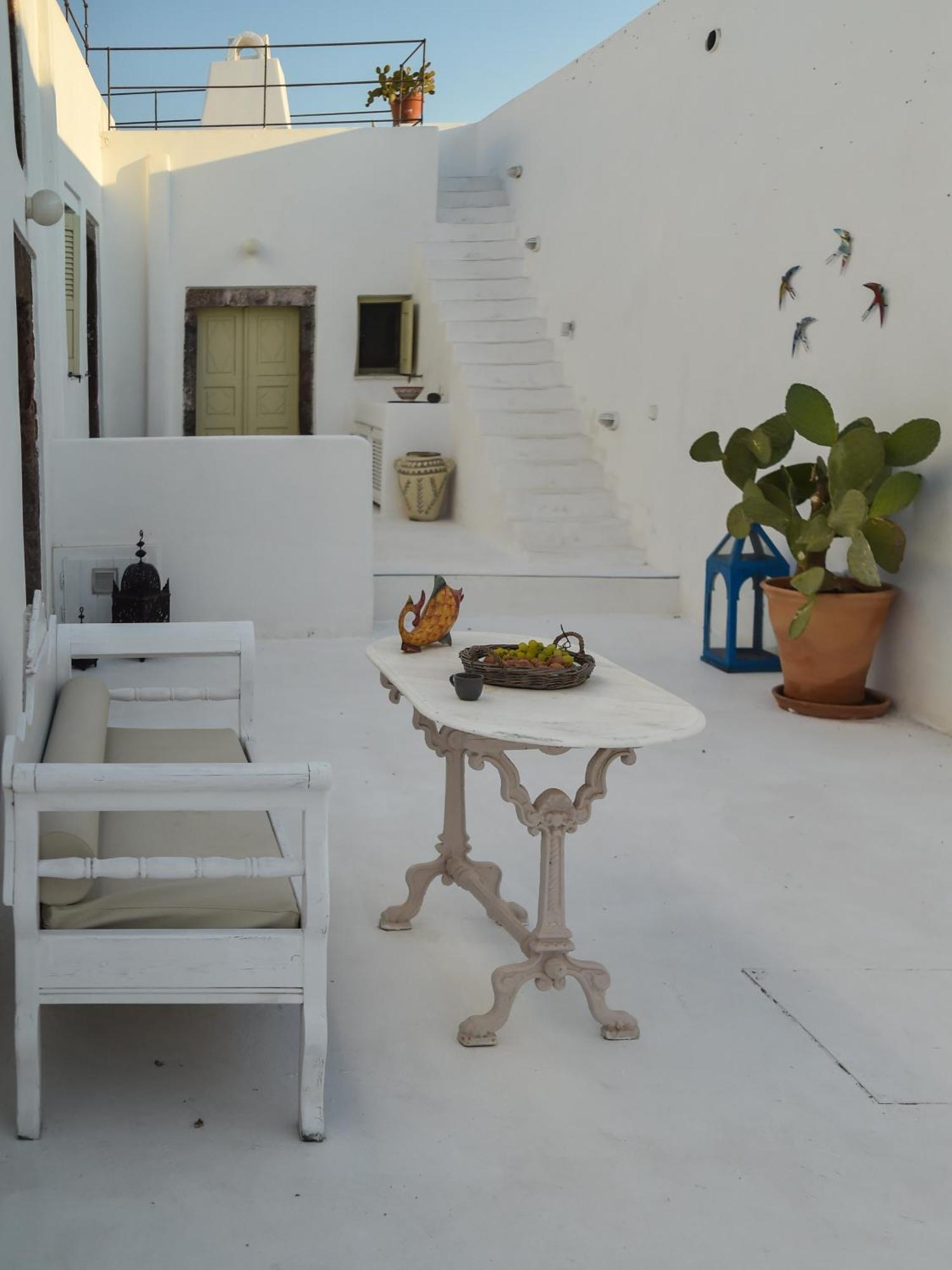 Art Canava Luxury Villas Фира Екстериор снимка