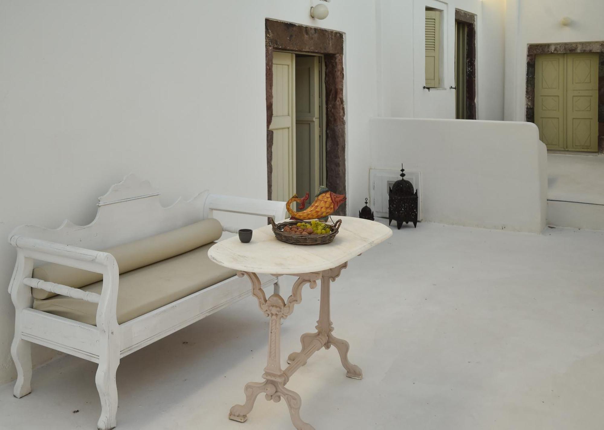 Art Canava Luxury Villas Фира Екстериор снимка